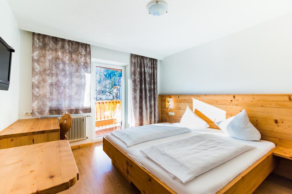 Adler Hotel-Pension Fulpmes Kültér fotó